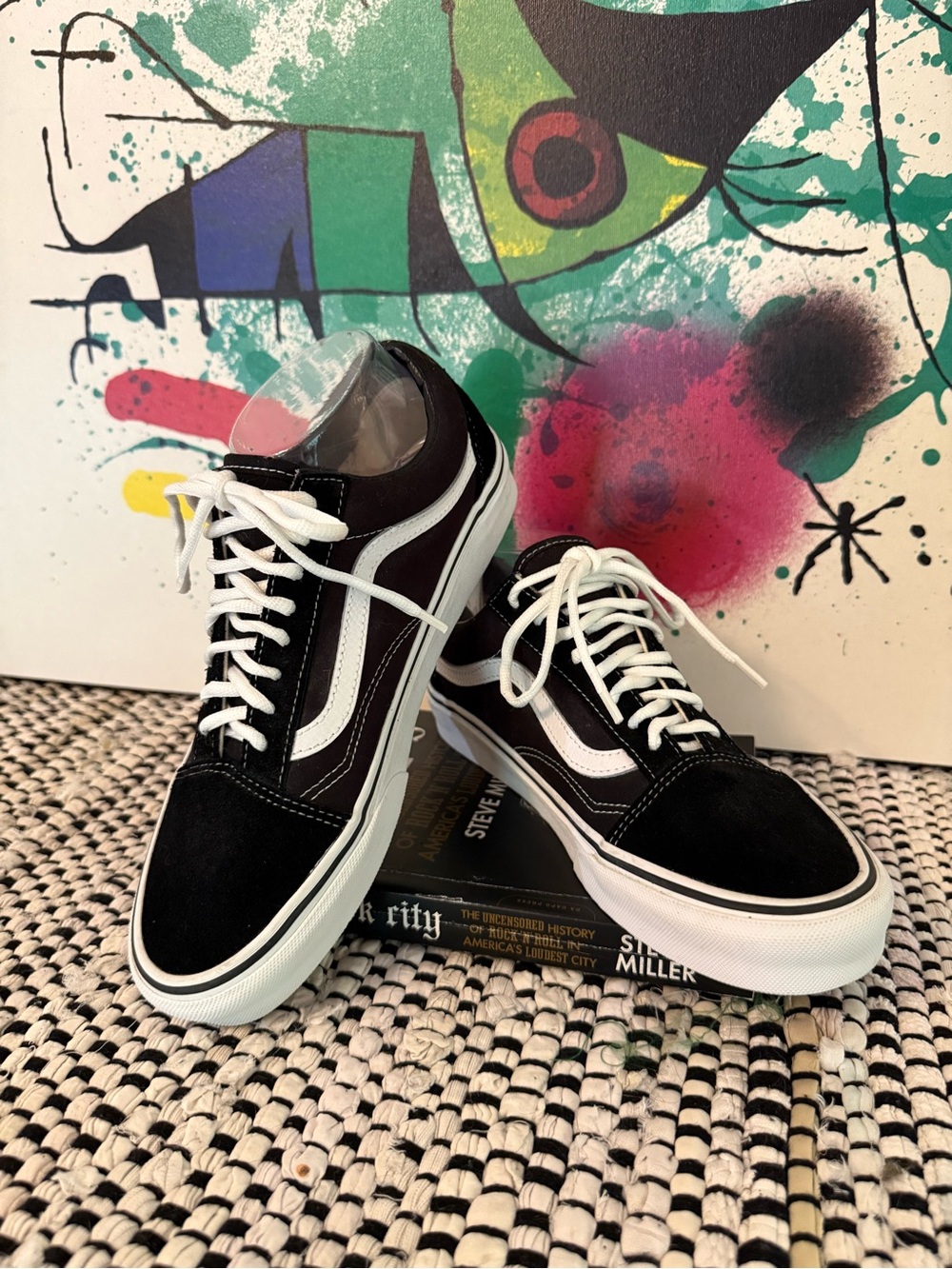 Vans Black/White Old Skool Sneakers New without Box.